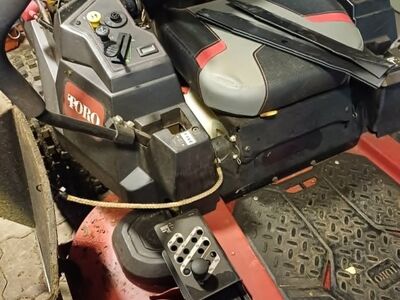 Niiduk TORO Titan X5450 137 cm