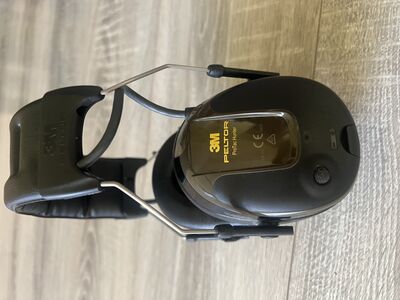 3M PELTOR PROTAC HUNTER ROHELINE PEAKOMPLEKT