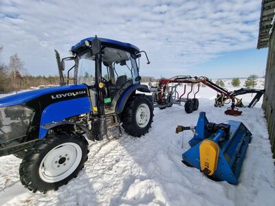 Traktor Lovol 504