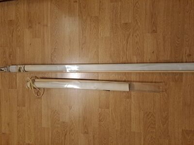 2 rulood , beežid, 60 cm ja 160 cm, kokku 10.-
