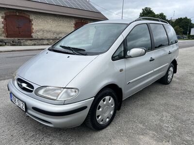 Ford Galaxy Ghia  2,0 107kw, 6 KOHTA