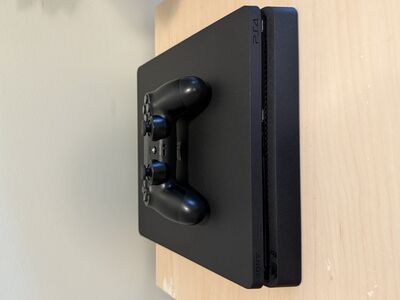 PS4 SLIM 500GB