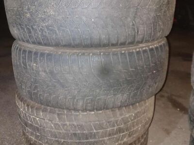 235/60R18 4mm lamellrehvid