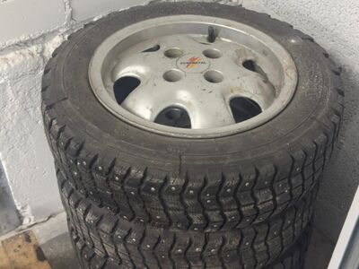 13" MOPEEDAUTO LIGIER VALUVELJED+TALVEREHVID