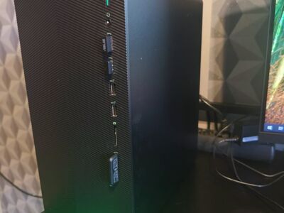 Mänguriarvuti RTX 3060 Ti / Ryzen 7 + 32" monitor.