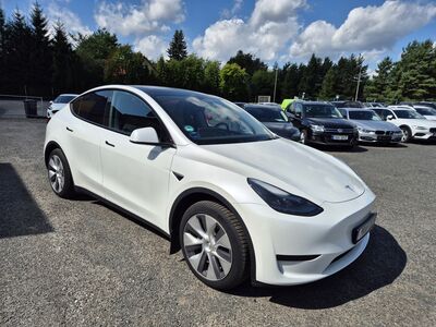 Tesla Model Y konks