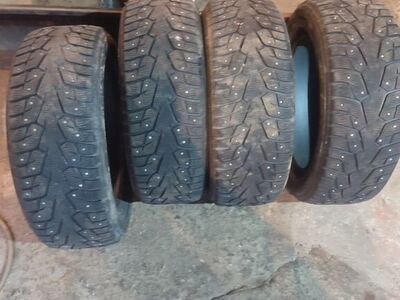 17" 215/55 naastrehvid Yokohama Ice Guard