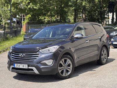 7-kohaline Hyundai Grand Santa Fe 2.2 145kW