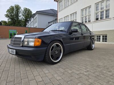 Mercedes-Benz 190e
