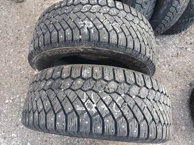 225/55/R16 Continental naastrehvid 2tk