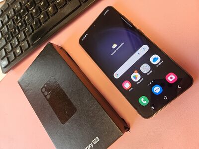 Samsung glaxy s23 128 gb koos karbiga