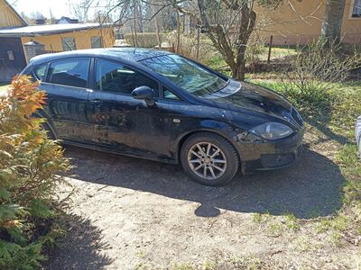 SEAT LEON 2012 diisel 77 kW, 238000 km