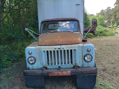 GAZ 52