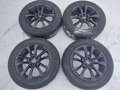 Ford/Volvo 18" maasturi veljed + rehvid
