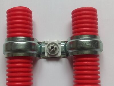 Hilti 28  gofreeritud topelt toruklamber