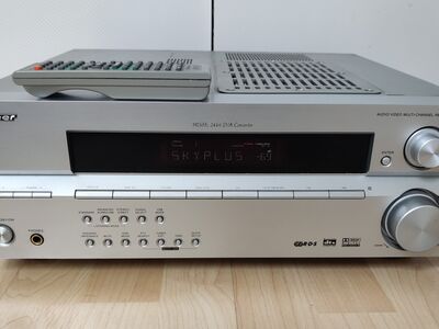 Pioneer VSX-415-s receiver