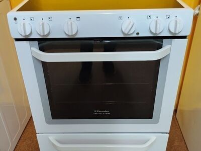 Keraamiline elektripliit Electrolux
