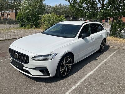 Volvo V90 Plus Dark 2023a MUDEL