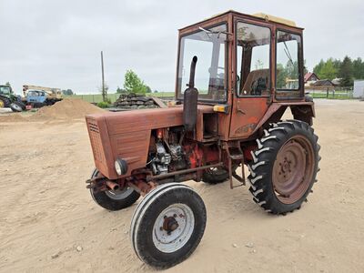 TRAKTOR T-25A