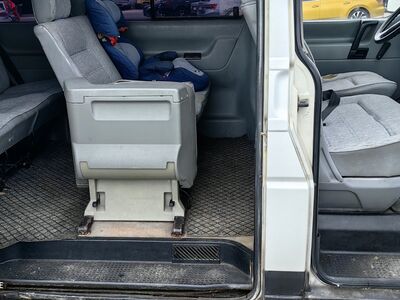 VW Caravelle