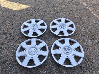 Mazda 15" ilukilbid