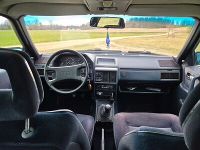 Audi 100 2.3 100kw.