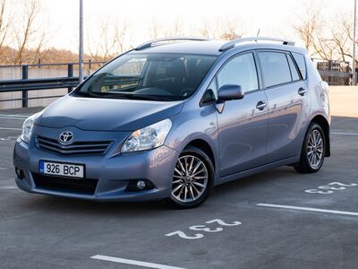 Toyota Verso 1.8 108kW, 7-kohaline