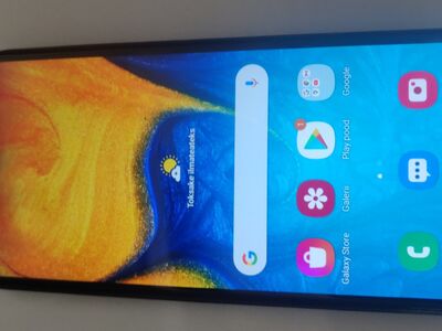 Samsung A20e