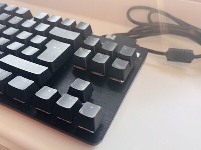 Logitech G413 TKL SE mehaaniline mänguklaviatuur