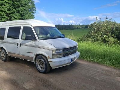 Chevrolet Astro 4.3л 4x4