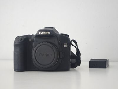 Profikaamera Canon 40D, väga heas korras