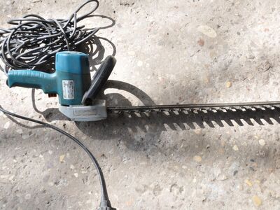 Hekilõikur Black & Decker
