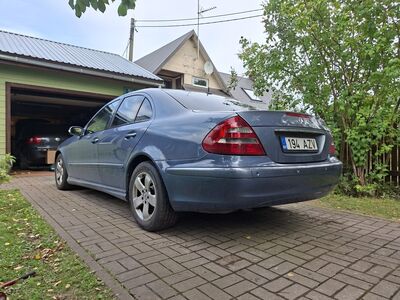 Mercedes-Benz e-klass 2.7cdi automaat.