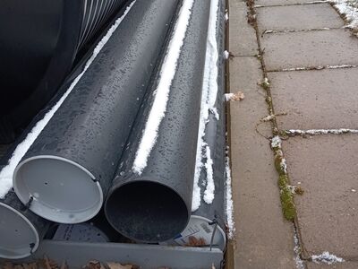 Plasttorud vaiade hülsiks