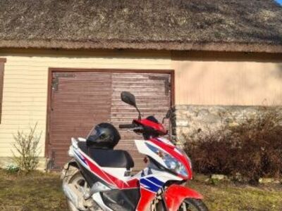 Honda NSC50R roller