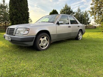 MB E200