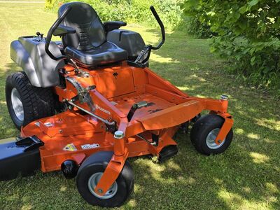 Murutraktor Husqvarna MZ6128
