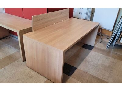 Kasutatud töölaud/kontorilaud, tamme melamiin