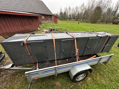 Suur metallist töölaud garaaži või töökotta