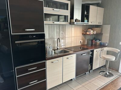 Müüa köögimööbel koos valamu ja segisti ja tooliga