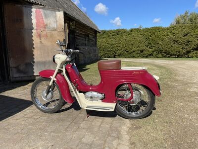 Jawa 555