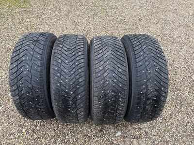 225/60R17 Yokohama ICE GUARD STUD (IG65) 103T XL