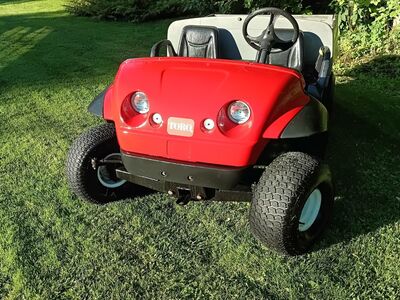 M: Bensinimootoriga Golfiauto Toro Workman 2100