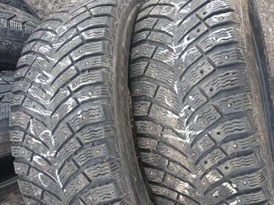 215/60/R16 Michelin naastrehvid 2tk