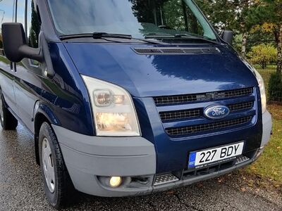 FORD TRANSIT 4X4 HOBI/MATKA AUTO