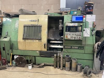 Mori Seiki SL 35 CNC-pink
