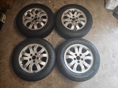 Honda CR-V R16 talverattad 215/65 Sailun IceBlazer