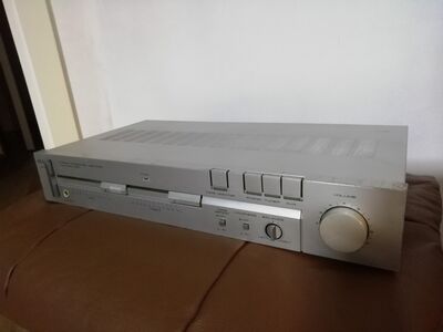 Stereovõimendi AKAI U-110