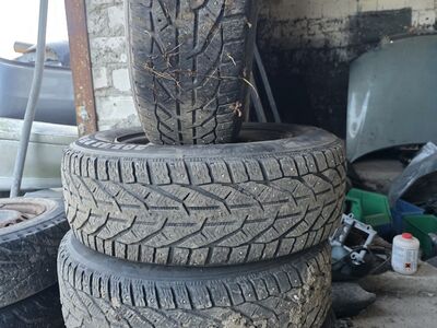 Müüa talve rehvid 205/65/r15