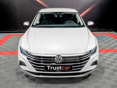 Volkswagen Arteon e-Hybrid Elegance